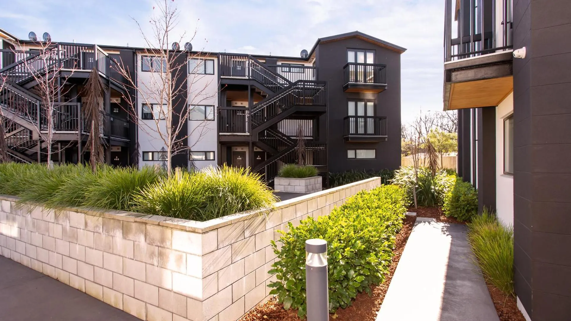 Penthouse Apartment Scenic Views-Spacious 2Br Christchurch